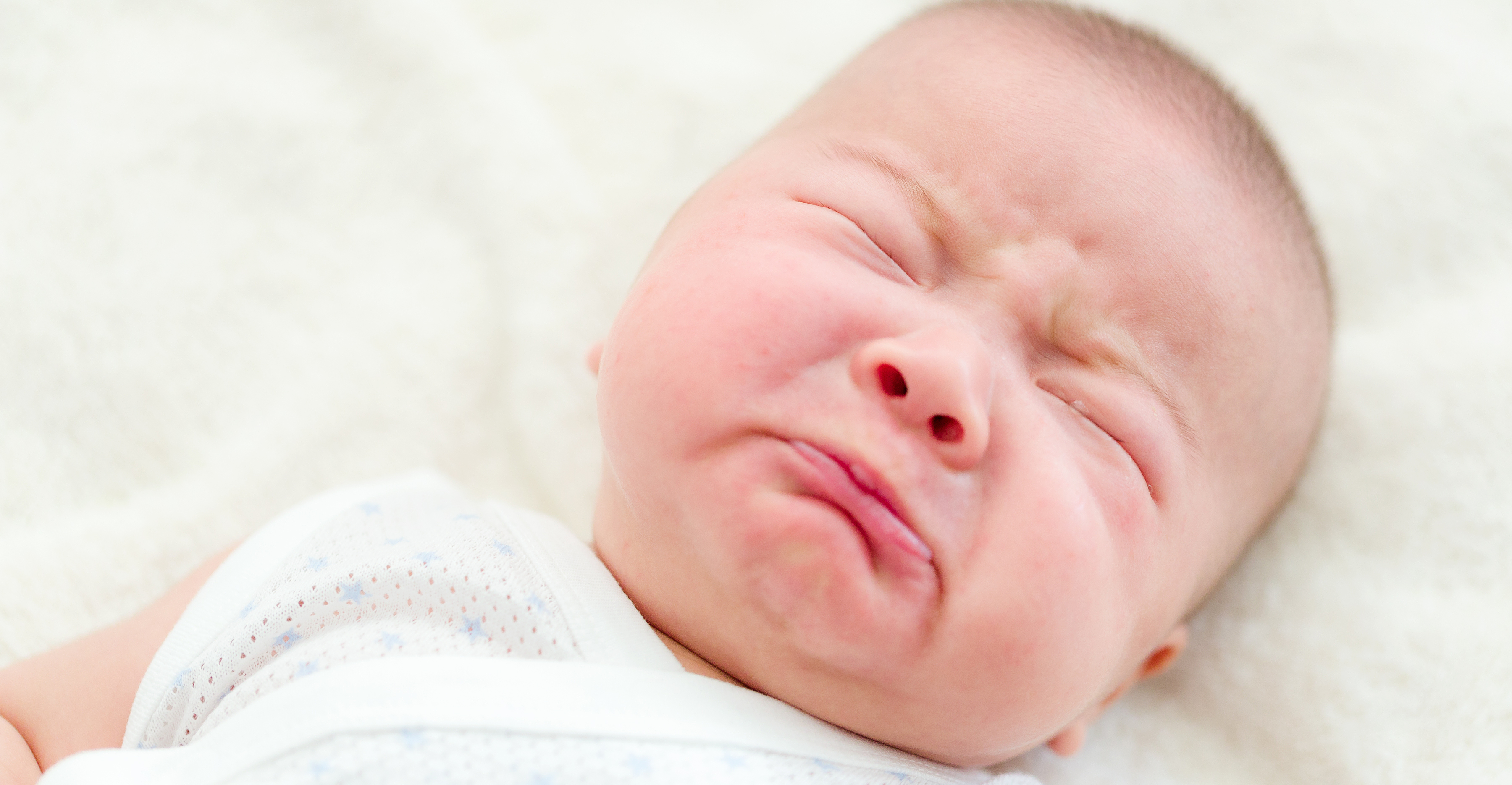 baby-mit-kolik